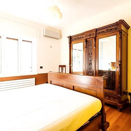 Flat Gentile, Sorrento, Floor 2br Flat, Balcony